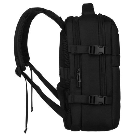Schwarzer Reiserucksack mit verstellbaren Trägern – Peterson