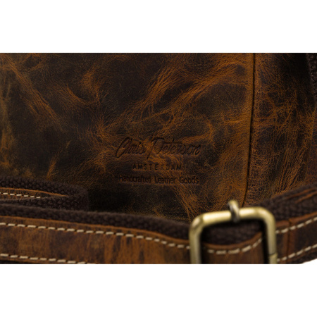 Kleine Herren Umhängetasche aus Leder mit Außentasche – Peterson