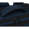 Dunkelblauer Reise-Rucksack aus Polyester mit Laptopfach, aufgehängt an verstellbaren Schultergurten – Peterson