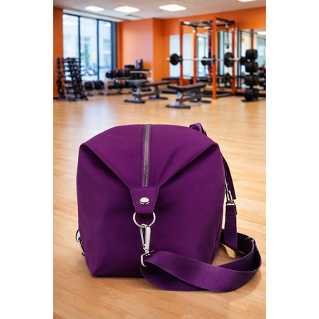 Sportliche Trainingstasche aus Polyester in Violett - Peterson