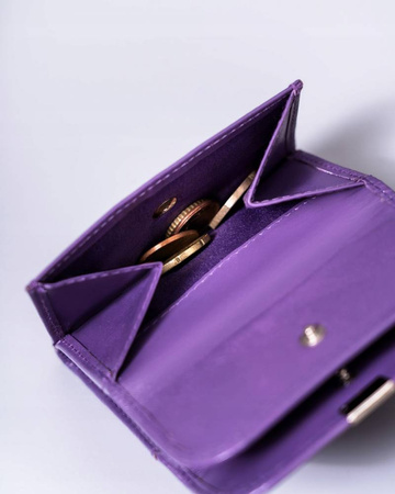 Kleine Damen Geldbörse aus Leder mit Druckknopf – Peterson