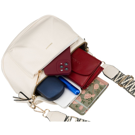 Damen-Umhängetasche aus Öko-Leder in Weiß, an einem verstellbaren Gürtel hängend - Rovicky