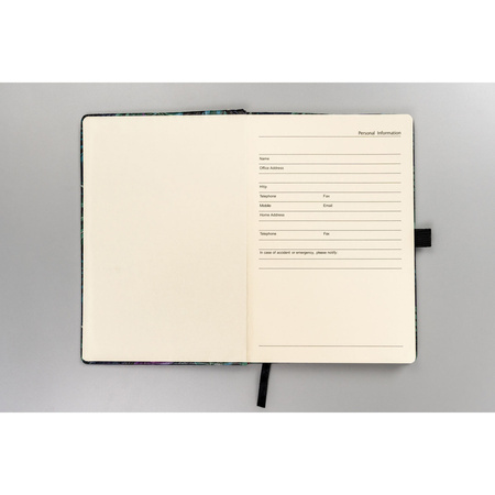 Elegantes Notizbuch A5 im festen Einband mit Blumenmuster – Peterson