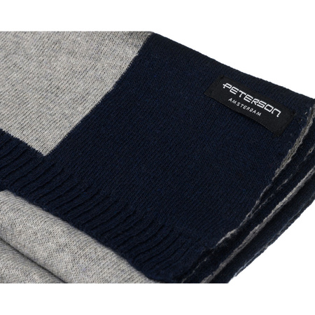 Modischer Winterschal mit minimalistischem Muster – Peterson