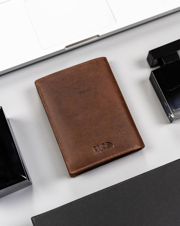 Große Herren Geldbörse aus Leder in Hochformat – Peterson