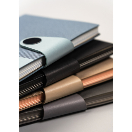 Beiger Notizblock im A5-Format, liniert – Peterson