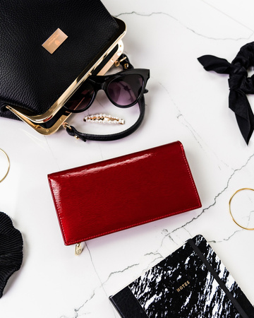 Elegante Damen Geldbörse mit Magnetverschluss – Peterson