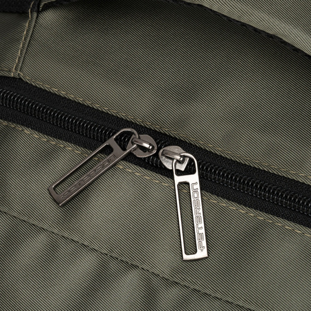 Grauer Reise-Rucksack mit atmungsaktiven Trägern, Reißverschluss – Peterson