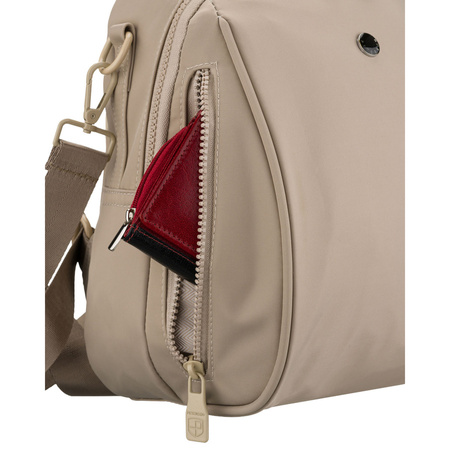 Städtischer Damen-Rucksack aus Polyester in Ecru, ausgestattet mit einem zusätzlichen Gürtel – Peterson