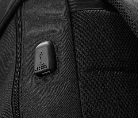 Großer Rucksack mit Laptopfach und USB-Anschluss – David Jones