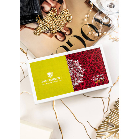 Extra geräumige Damen Geldbörse aus lackiertem Leder mit Schmetterlingen – Peterson