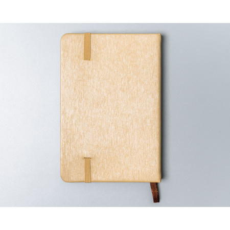 Beigefarbenes Notizbuch im A6-Format, liniert, mit Gummibandverschluss – Peterson