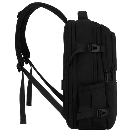 Reise-Rucksack aus Polyester in Schwarz mit Laptopfach - Peterson