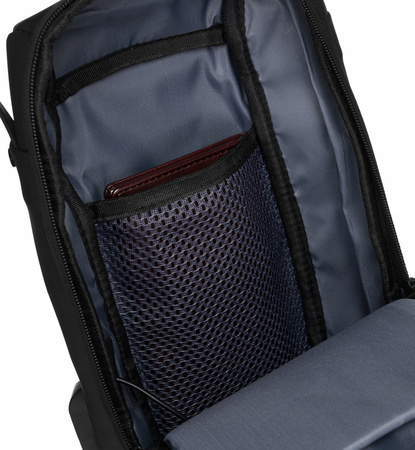 Umhängetasche mit USB-Anschluss – Peterson