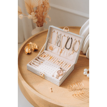 Silberne Schmuckschatulle aus Leder mit Schlüssel- und Schnappverschluss - Peterson