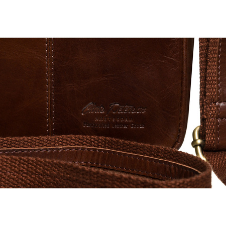 Herren-Umhängetasche aus Leder in Braun – Peterson