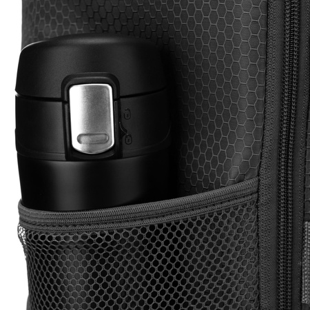 Grauer Reise-Rucksack aus Polyester, aufgehängt an verstellbaren Trägern - Peterson