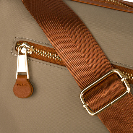 Stadt-Umhängetasche in Khaki-Braun mit verstellbarem Gurt – Peterson