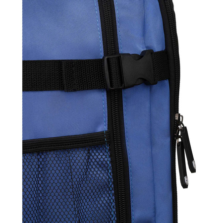 Reiserucksack aus wasserabweisendem Polyester in Blau mit verstellbaren Schultergurten – Peterson