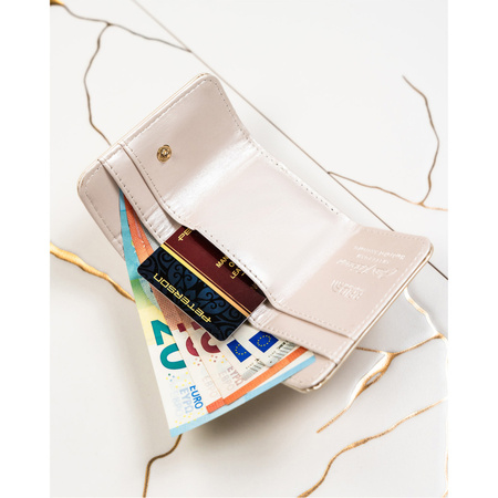 Elegante Damen Portemonnaie aus Lackleder in Beige – Peterson