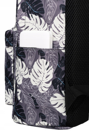 Städtischer Rucksack mit einem Hauptfach und Außentasche – Peterson