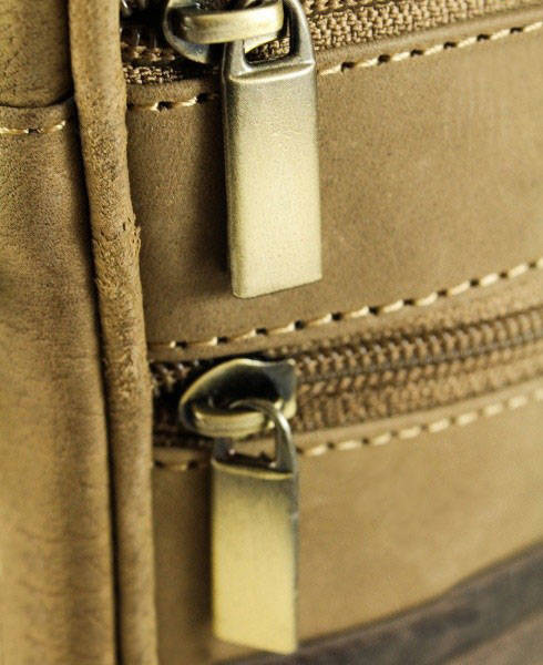 Herren Handgelenktasche aus Nubukleder mit Schlaufe – Always Wild – Bild 4
