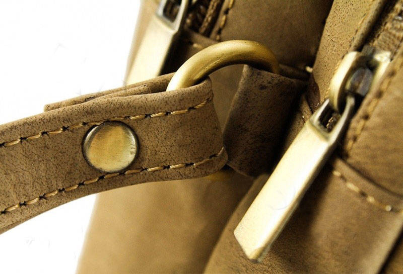 Herren Handgelenktasche aus Nubukleder mit Schlaufe – Always Wild – Bild 3