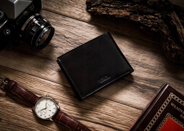 Geschenkset: Herren-Geldbörse aus Leder und Aluminium-Kartenetui — Peterson – Bild 2