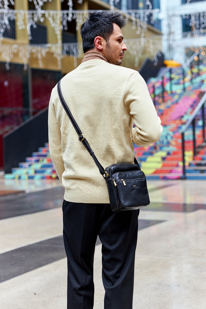 Geräumige Leder Herrentasche mit Fächern – Peterson – Bild 5