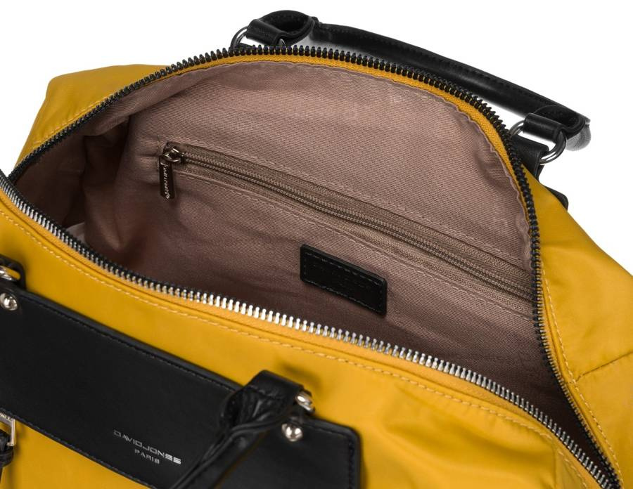 Kompakte City Bag in Baguetteform – David Jones