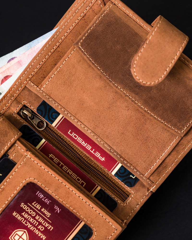 Herren Geldbörse aus Leder mit RFID Protect – Peterson – Bild 10