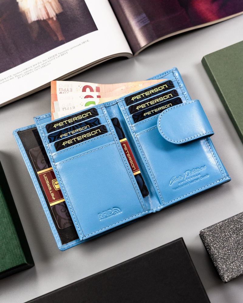 Mittlere Damen Geldbörse aus Leder mit Druckknopf – Peterson – Bild 8