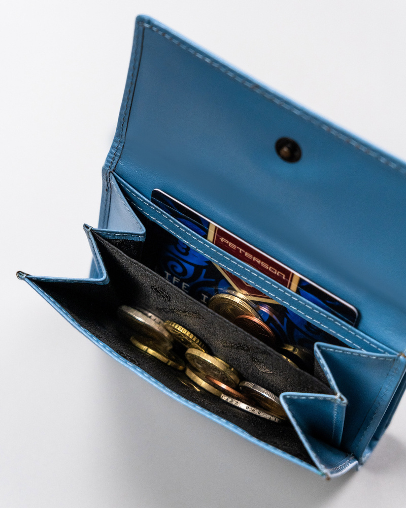 Mittlere Damen Geldbörse aus Leder mit Druckknopf – Peterson – Bild 9