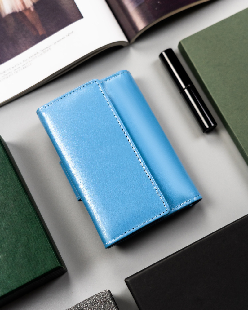 Mittlere Damen Geldbörse aus Leder mit Druckknopf – Peterson – Bild 6