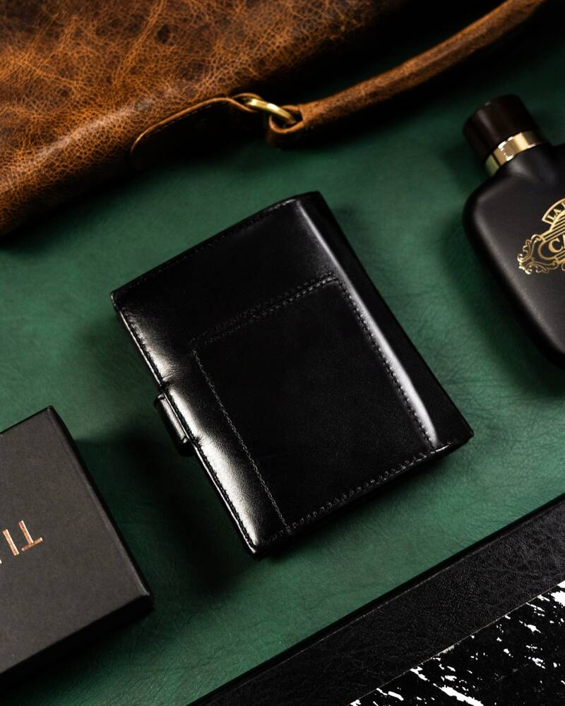 Geschenkset: Herren Geldbörse aus Leder und Schlüsselanhänger – Peterson – Bild 4