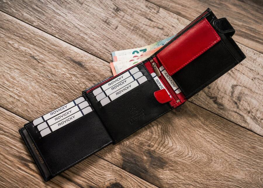 Große Herren Geldbörse aus Leder mit Druckknopf – Rovicky – Bild 5