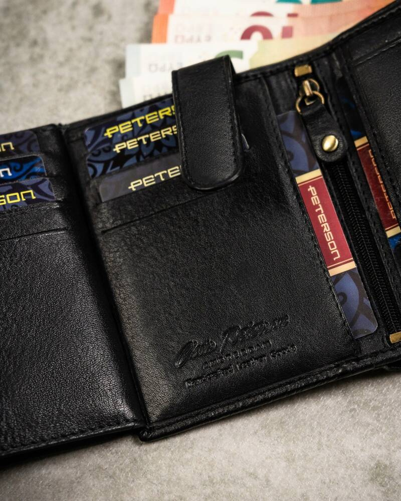 Geschenkset: Herren Geldbörse ohne Verschluss und Schlüsselanhänger – Peterson – Bild 9