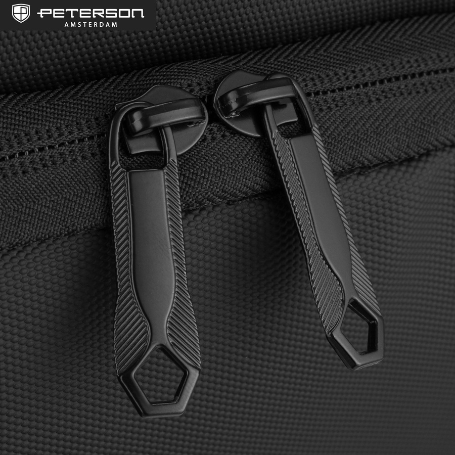Geräumiger Laptop-Rucksack mit USB-Anschluss – Peterson – Bild 13