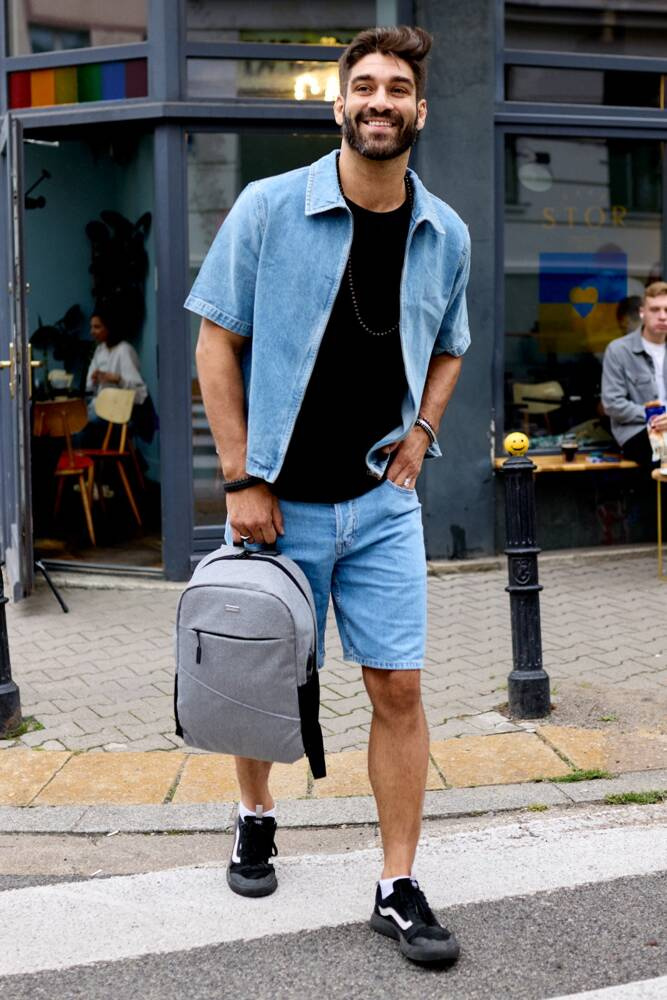 Großer Herren Rucksack mit USB-Anschluss und Laptopfach – Peterson – Bild 14