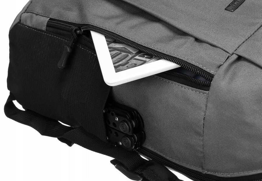 Kleiner Wanderrucksack aus Polyester – Peterson – Bild 6