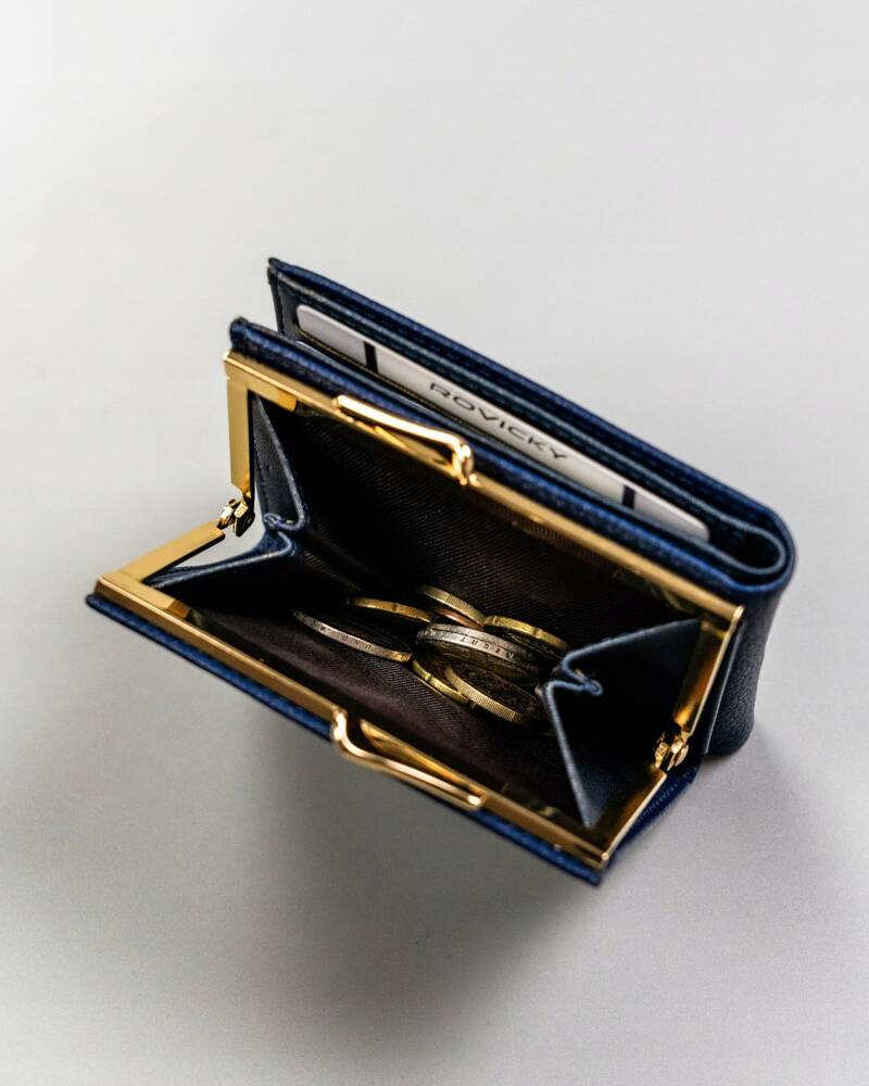 Kleine Damen Geldbörse aus Öko-Leder mit Druckknopf und Bügelverschluss – Milano Design – Bild 8