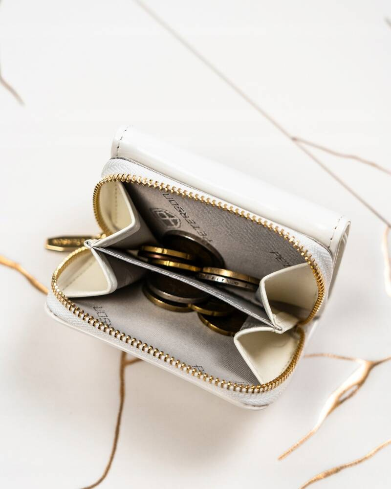 Elegante Damen Geldbörse aus lackiertem Öko-Leder – Peterson – Bild 9