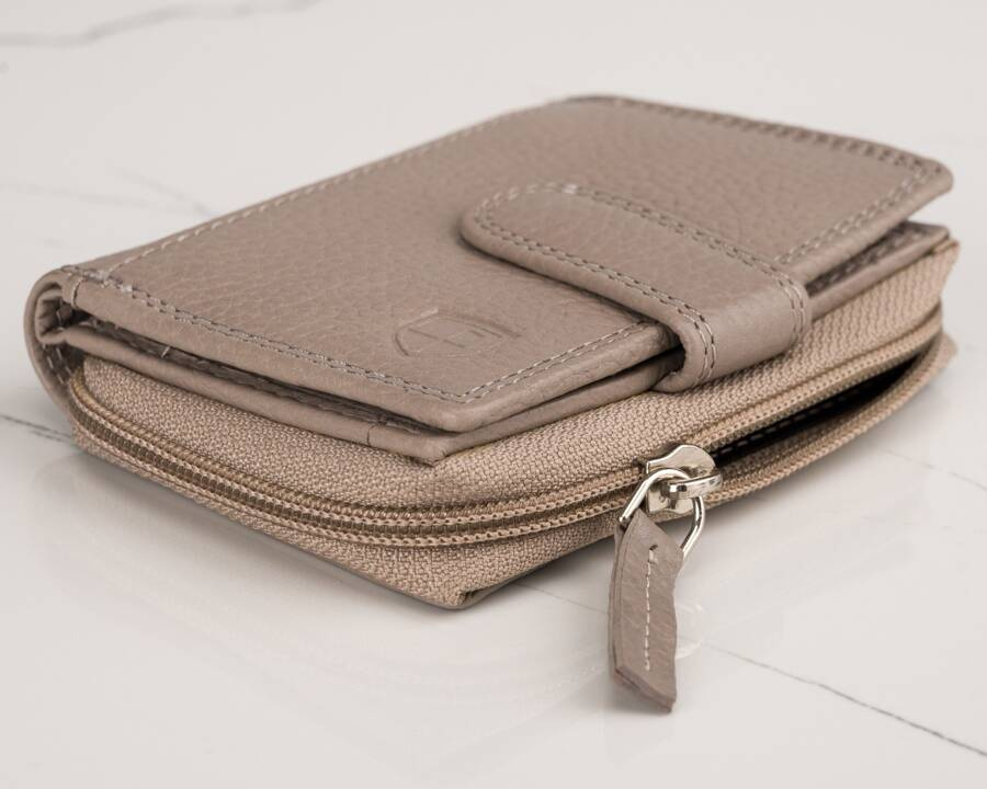Klassische Crossbody Umhängetasche mit Geldbörse – Peterson – Bild 12
