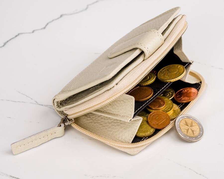 Klassische Crossbody Umhängetasche mit Geldbörse – Peterson – Bild 12