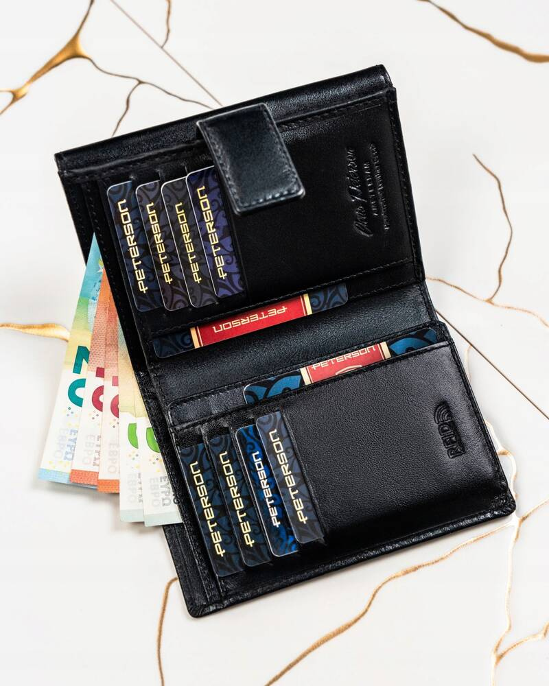 Geschenkset: Damen Geldbörse aus Leder mit Druckknopf und Schlüsselanhänger – Peterson – Bild 6