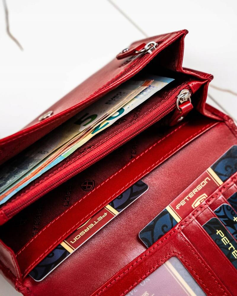 Geschenkset: große Leder Geldbörse mit Druckknopf und Schlüsselanhänger – Peterson – Bild 10