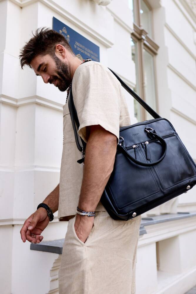 Laptoptasche für 14 Zoll aus Öko-Leder – Peterson – Bild 11