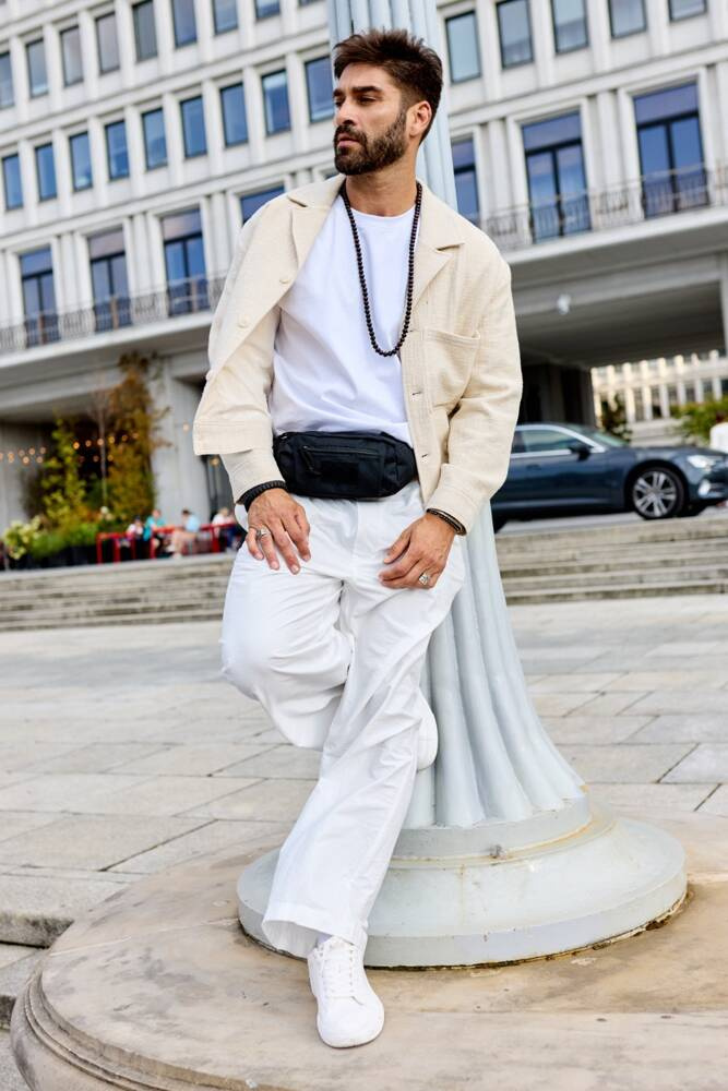 Geräumige, sportliche Hüfttasche für Herren aus Polyester – Rovicky – Bild 12