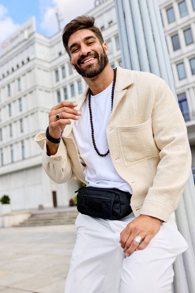 Geräumige, sportliche Hüfttasche für Herren aus Polyester – Rovicky – Bild 4