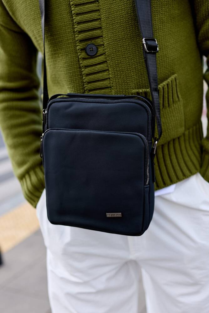 Geräumige, handliche Herren Tasche aus Polyester – Rovicky – Bild 6